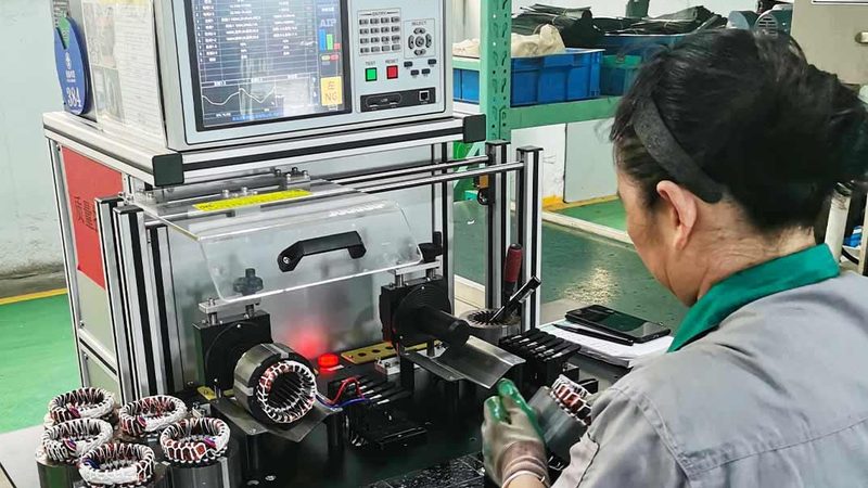 三相异步电机轴承型号规格怎么选